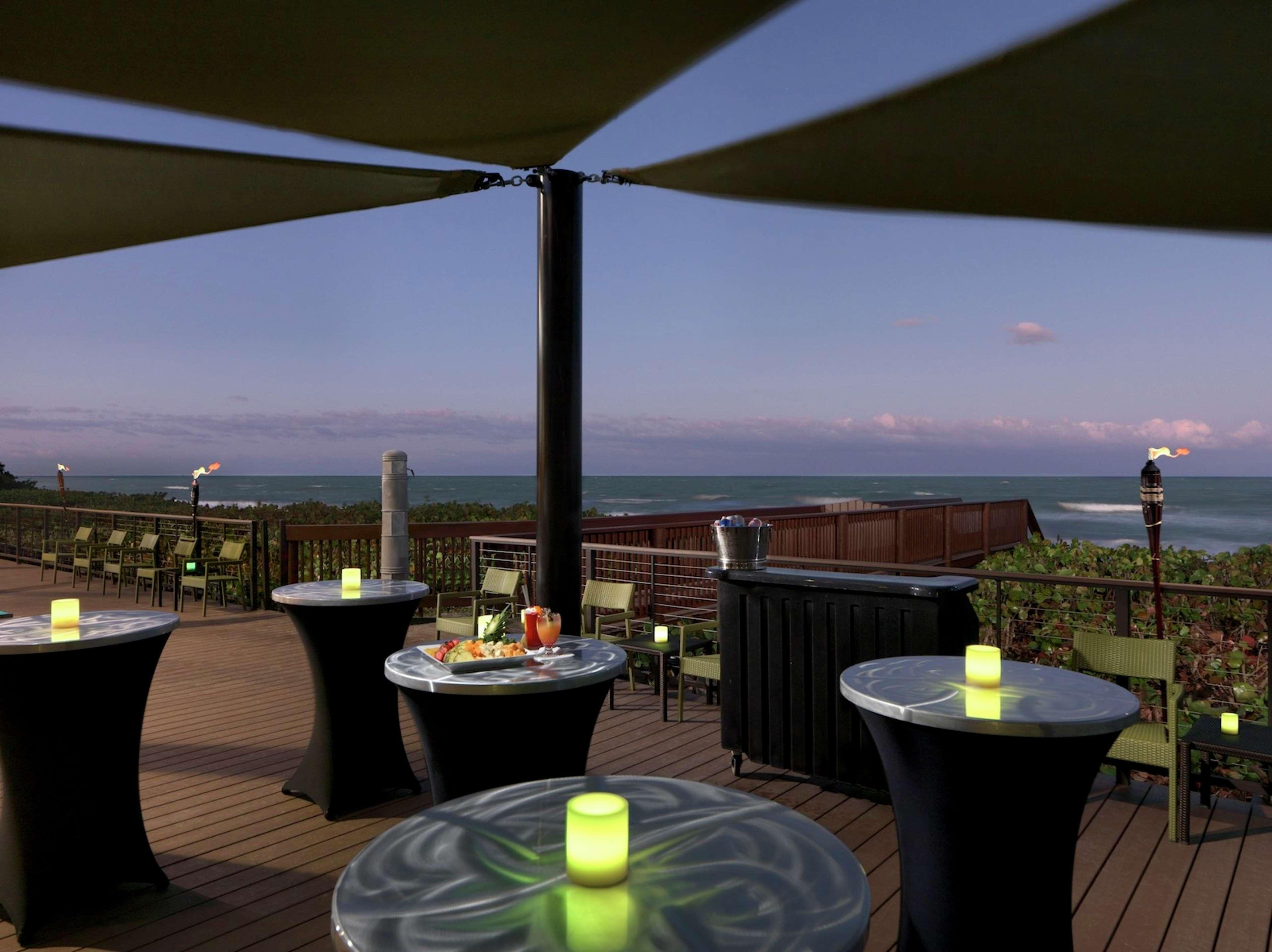 Doubletree Suites By Hilton Melbourne Beach Oceanfront Zewnętrze zdjęcie