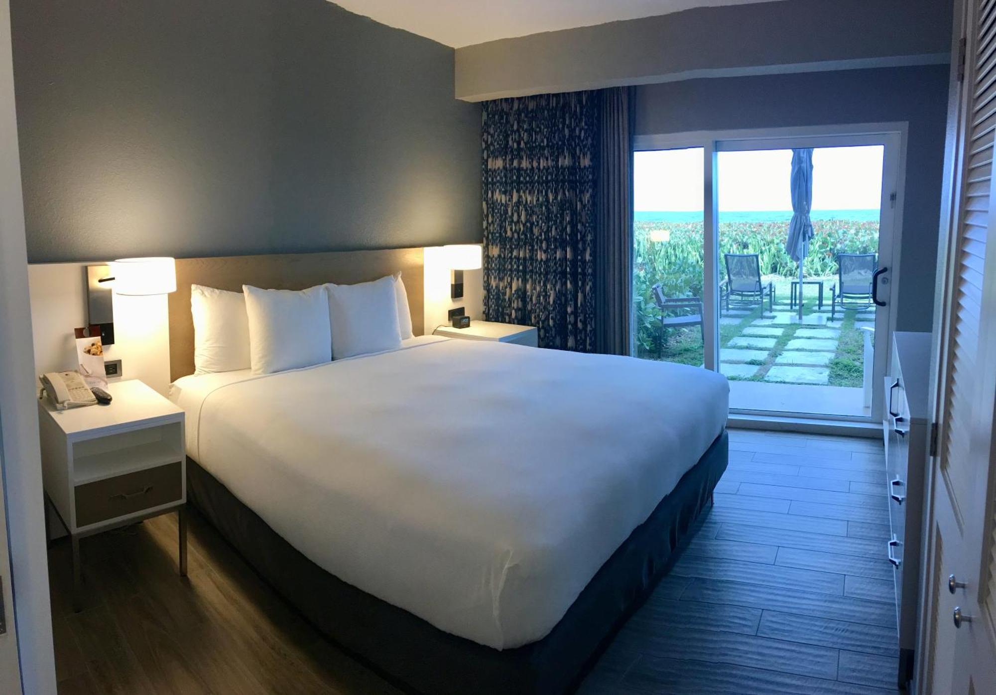 Doubletree Suites By Hilton Melbourne Beach Oceanfront Zewnętrze zdjęcie